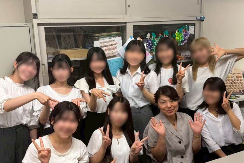 浅野由子 研究室の様子