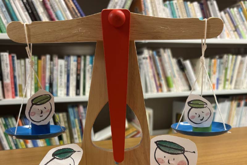 稲垣綾子 研究室の様子