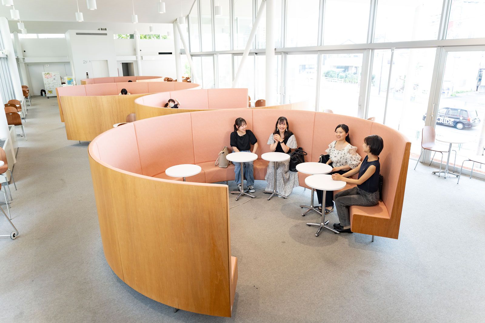 杏彩館 館内風景