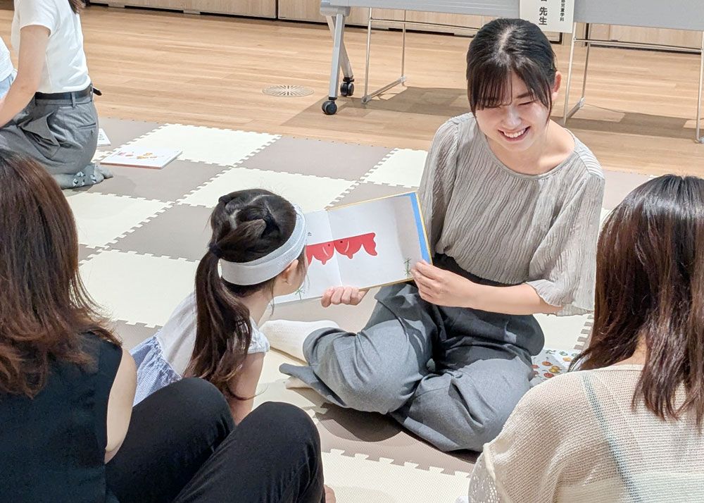 読み聞かせ講座のイメージ