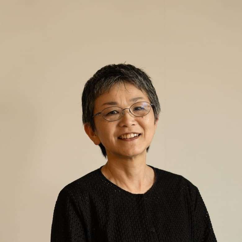島田良子教授 顔写真