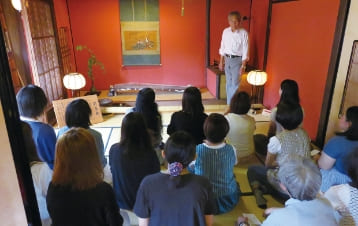 歴史的建築・美術の調査研究方法の体験学習と芸術文化の未来への継承